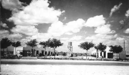 Tourist court Behind Historical Marker on Second and Grandview in 1936